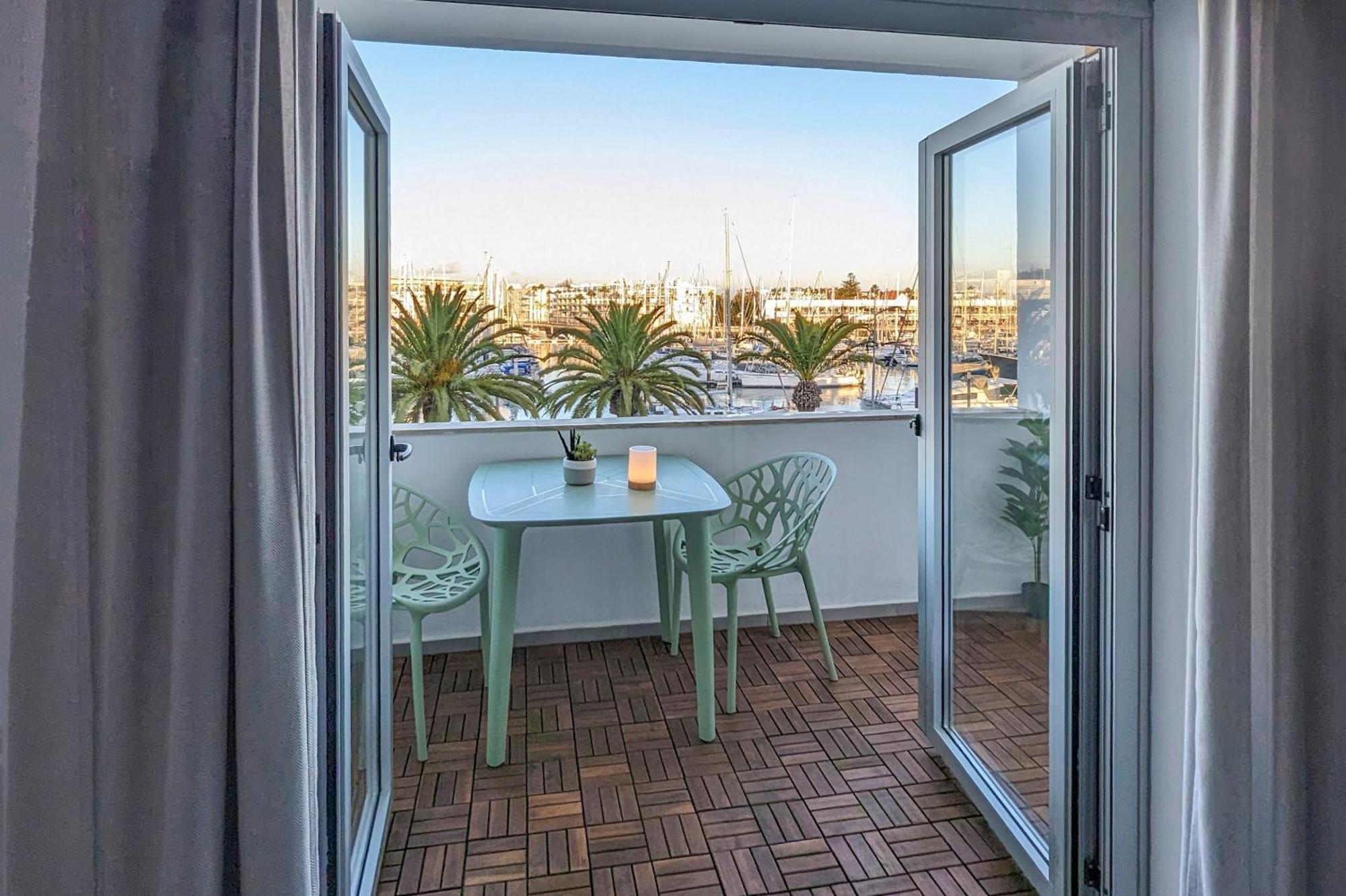 Captain's Quarters Apartment